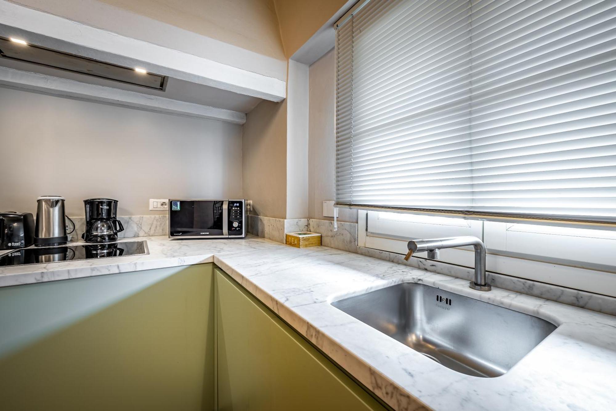 Hs4U Ricasoli Luxury Apartment Near Duomo N.1 Florence Exterior photo
